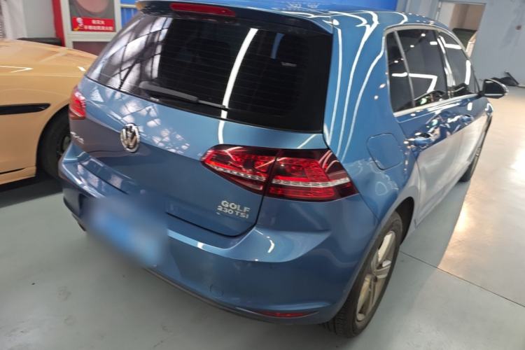 Used Volkswagen Golf 2017 230TSI Automatic Comfort Edition – Celebrating Milestone of One Million Units Rear Right 45 Deg