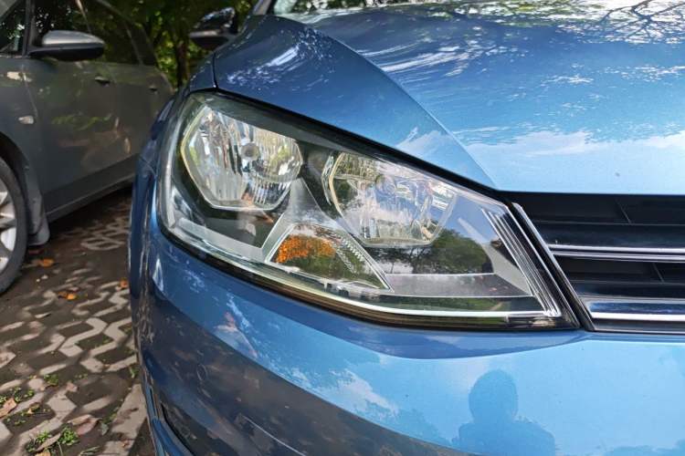 Used Volkswagen Golf 2017 230TSI Automatic Luxury Million-Vehicle Commemorative Edition Right Front Headlight