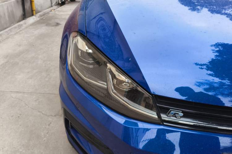 Used Volkswagen Golf 2017 2.0TSI R Right Front Headlight
