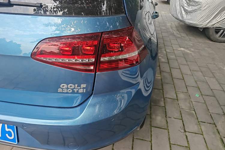 Used Volkswagen Golf 2017 230TSI Automatic Luxury Million-Vehicle Commemorative Edition Right Rear Taillight