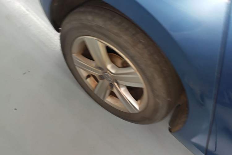 Used Volkswagen Golf 2017 230TSI Automatic Comfort Edition – Celebrating Milestone of One Million Units Right Rear Wheel Hub