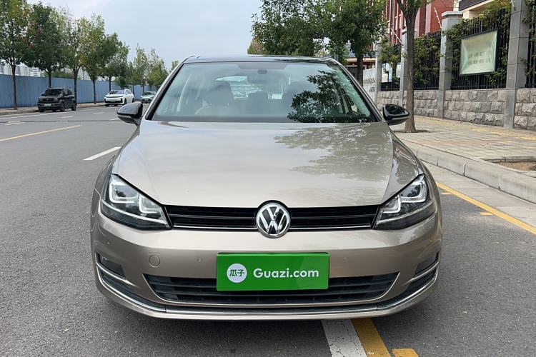 Used Volkswagen Golf 2017 230TSI Automatic Luxury Million-Vehicle Commemorative Edition Exterior 1