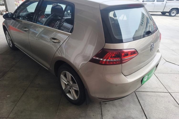 Used Volkswagen Golf 2017 1.6L Automatic Comfort Million-Vehicle Anniversary Edition Exterior 2