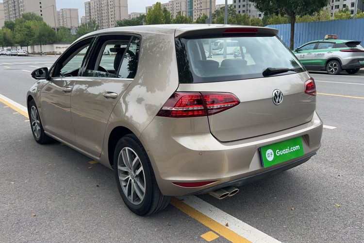 Used Volkswagen Golf 2017 230TSI Automatic Luxury Million-Vehicle Commemorative Edition Exterior 6