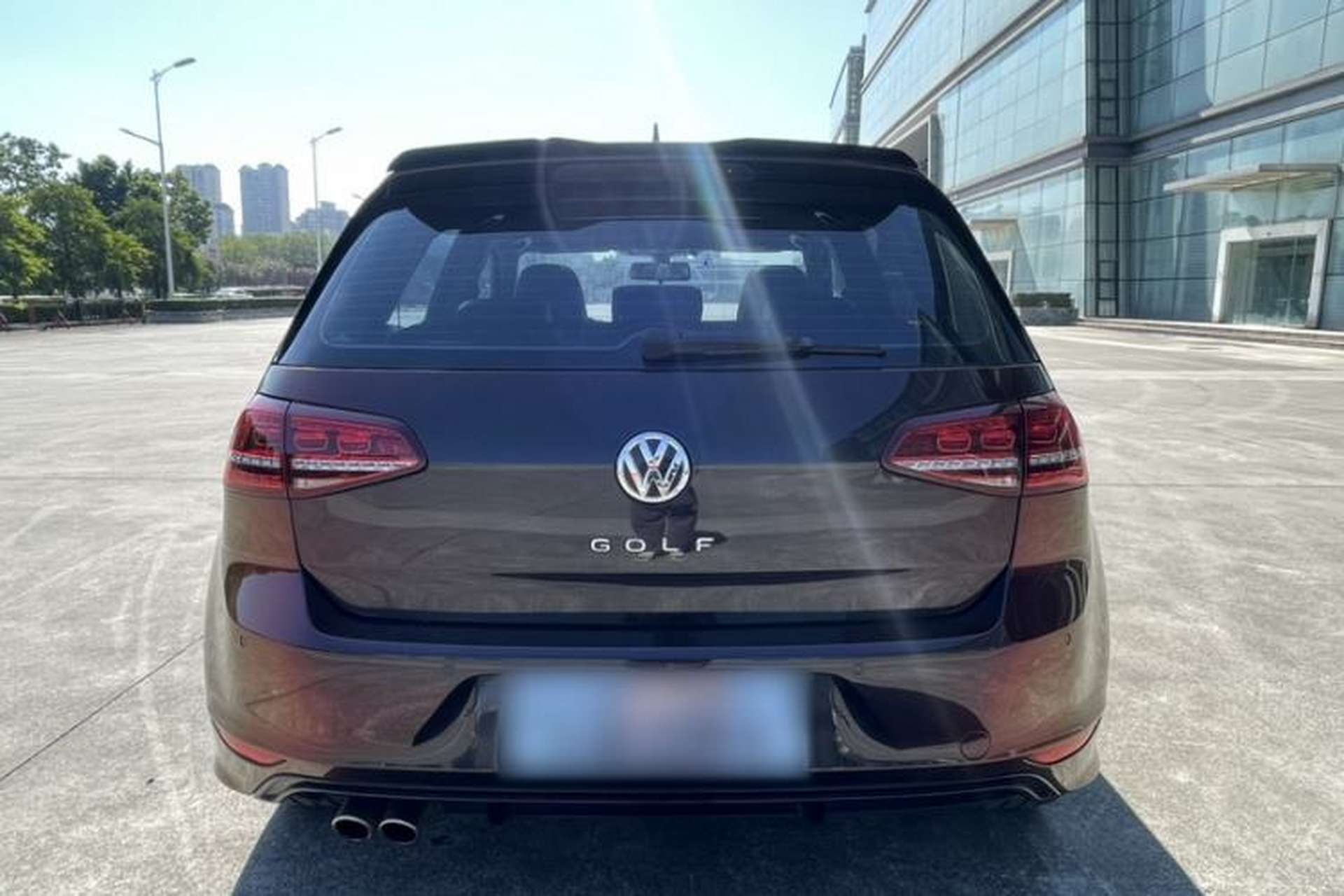 Used Volkswagen Golf 2017 280TSI Automatic R-Line Million-Vehicle Commemorative Edition Exterior 8