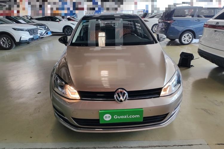 Used Volkswagen Golf 2017 230TSI Automatic Comfort Edition – Celebrating Milestone of One Million Units Front