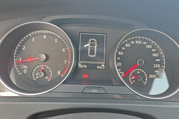 Used Volkswagen Golf 2017 230TSI Automatic Luxury Million-Vehicle Commemorative Edition Instrument Cluster