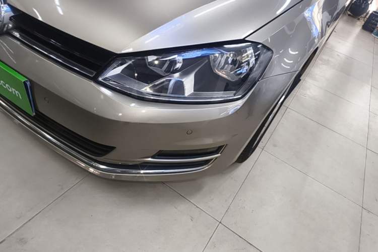 Used Volkswagen Golf 2017 1.6L Automatic Comfort Million-Vehicle Anniversary Edition Left Front Headlight