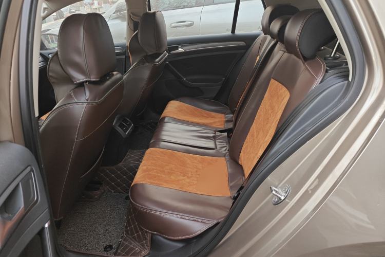 Used Volkswagen Golf 2017 230TSI Automatic Comfort Edition – Celebrating Milestone of One Million Units Left Rear Seat