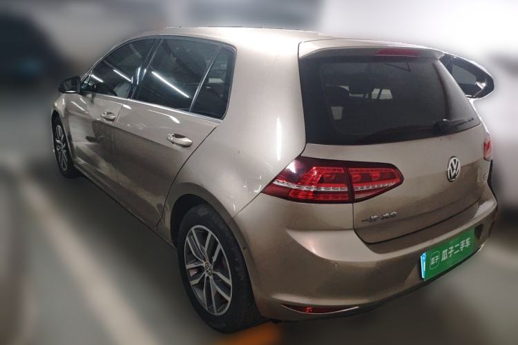 Used Volkswagen Golf 2017 230TSI Automatic Luxury Million-Vehicle Commemorative Edition Rear Left 45 Deg