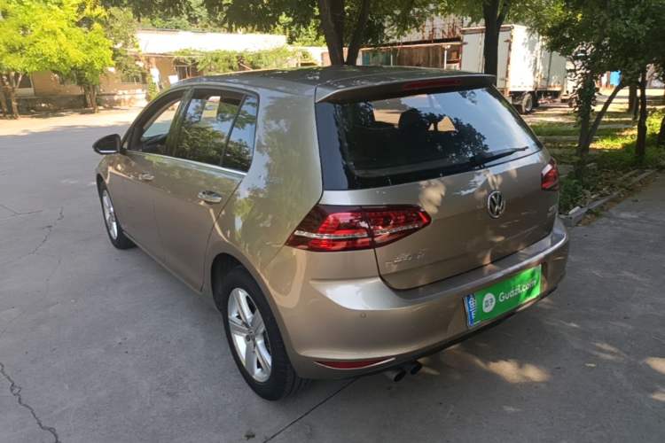 Used Volkswagen Golf 2017 230TSI Automatic Comfort Edition – Celebrating Milestone of One Million Units Rear Left 45 Deg
