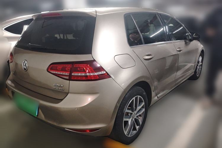 Used Volkswagen Golf 2017 230TSI Automatic Luxury Million-Vehicle Commemorative Edition Rear Right 45 Deg