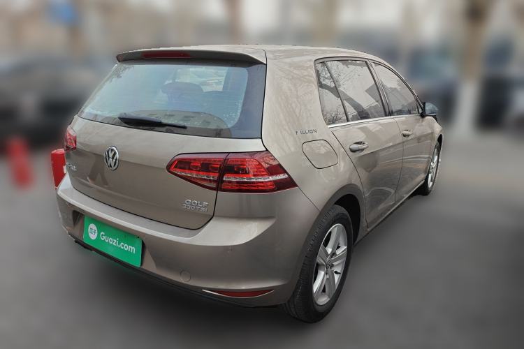 Used Volkswagen Golf 2017 230TSI Automatic Comfort Edition – Celebrating Milestone of One Million Units Rear Right 45 Deg