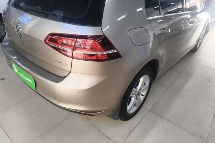 Used Volkswagen Golf 2017 1.6L Automatic Comfort Million-Vehicle Anniversary Edition Right Rear Taillight