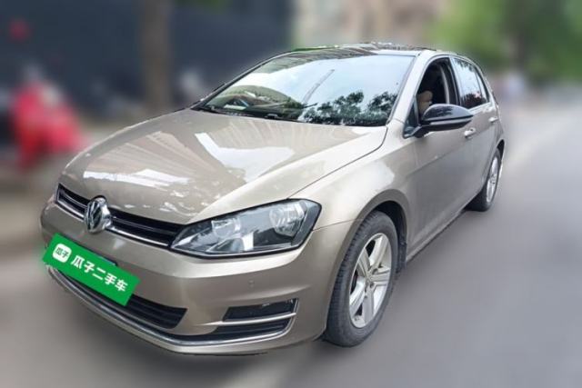 Used Volkswagen Golf 2017 1.6L Automatic Comfort Million-Vehicle Anniversary Edition