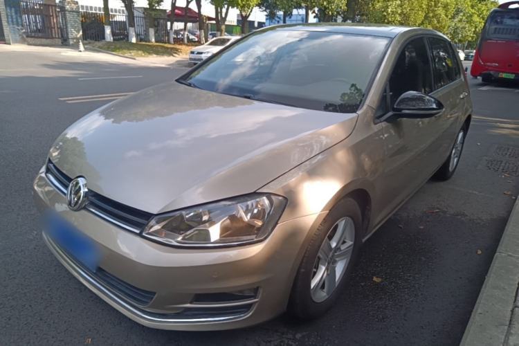 Used Volkswagen Golf 2017 1.6L Automatic Comfort Million-Vehicle Anniversary Edition Guazi used car, China used car export, Used car for sale, Used  cars, Cheapest cars for sale