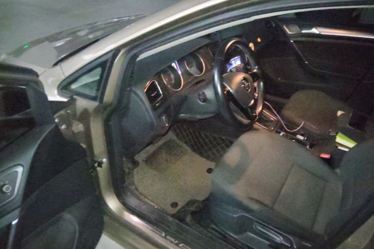 Used Volkswagen Golf 2017 230TSI Automatic Comfort Edition – Celebrating Milestone of One Million Units Driver Seat