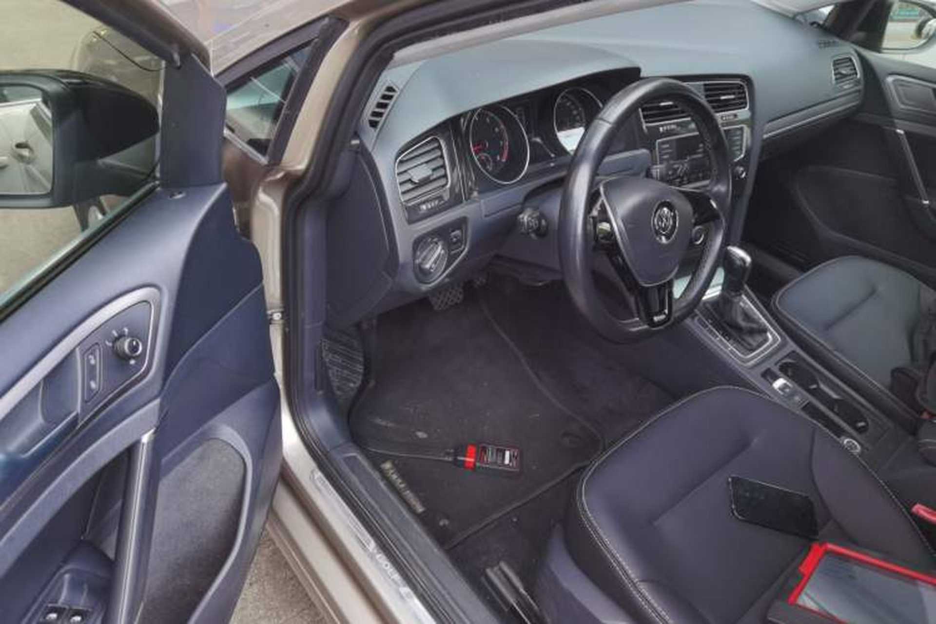 Used Volkswagen Golf 2017 230TSI Automatic Comfort Edition – Celebrating Milestone of One Million Units Driver Seat