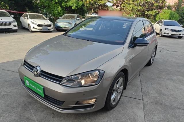 Used Volkswagen Golf 2017 1.6L Automatic Comfort Million-Vehicle Anniversary Edition