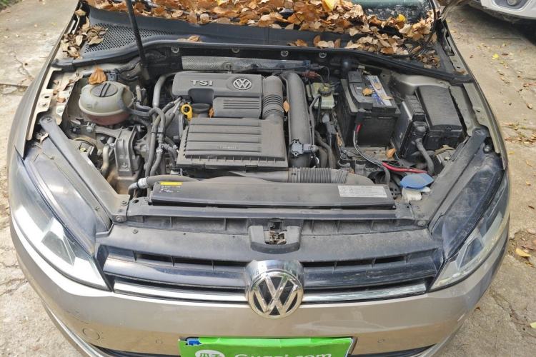 Used Volkswagen Golf 2017 230TSI Automatic Comfort Edition – Celebrating Milestone of One Million Units Engine Bay