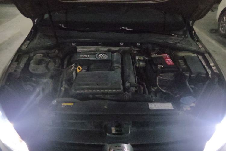 Used Volkswagen Golf 2017 230TSI Automatic Comfort Edition – Celebrating Milestone of One Million Units Engine Bay