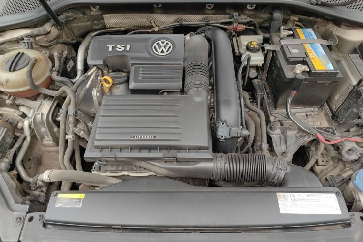 Used Volkswagen Golf 2017 230TSI Automatic Luxury Million-Vehicle Commemorative Edition Engine Bay