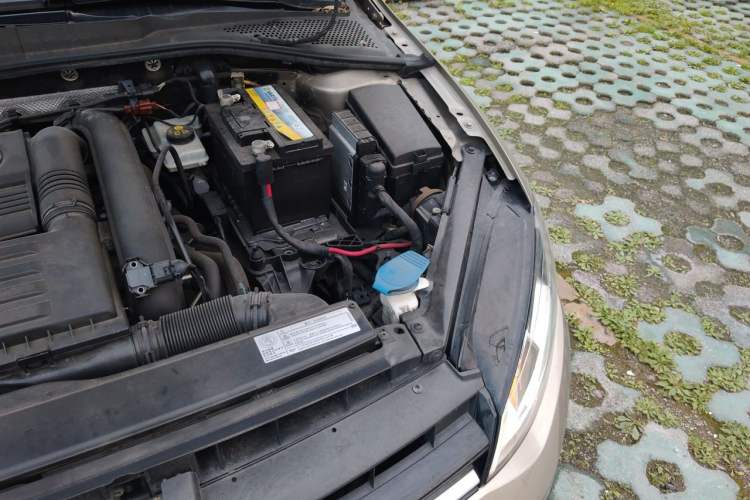Used Volkswagen Golf 2017 230TSI Automatic Comfort Edition – Celebrating Milestone of One Million Units Engine Bay Left