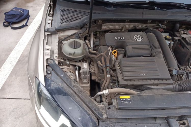 Used Volkswagen Golf 2017 230TSI Automatic Luxury Million-Vehicle Commemorative Edition Engine Bay Right