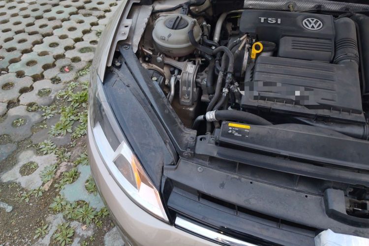 Used Volkswagen Golf 2017 230TSI Automatic Comfort Edition – Celebrating Milestone of One Million Units Engine Bay Right