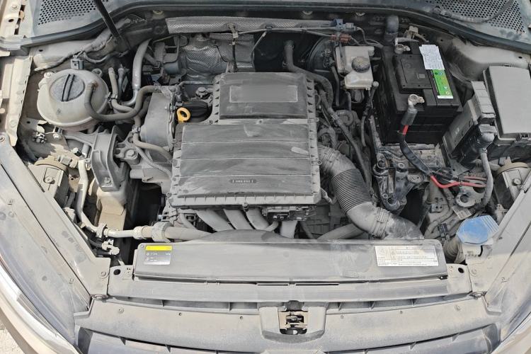 Used Volkswagen Golf 2017 1.6L Automatic Comfort Million-Vehicle Anniversary Edition Engine Bay