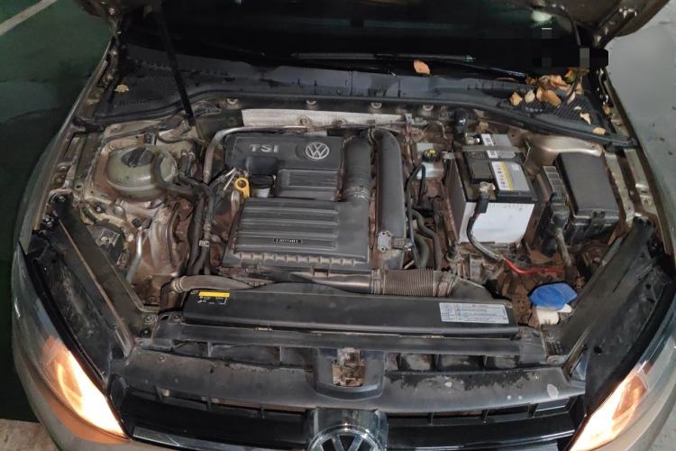 Used Volkswagen Golf 2017 230TSI Automatic Comfort Edition – Celebrating Milestone of One Million Units Engine Bay