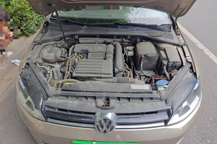 Used Volkswagen Golf 2017 230TSI Automatic Luxury Million-Vehicle Commemorative Edition Engine Bay