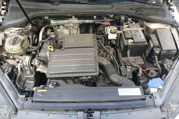 Used Volkswagen Golf 2017 1.6L Automatic Comfort Million-Vehicle Anniversary Edition Engine Bay