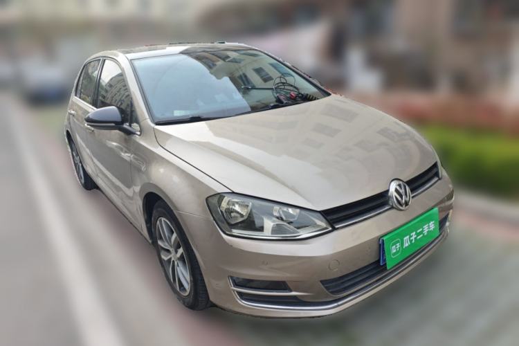 Used Volkswagen Golf 2017 230TSI Automatic Luxury Million-Vehicle Commemorative Edition Exterior 2
