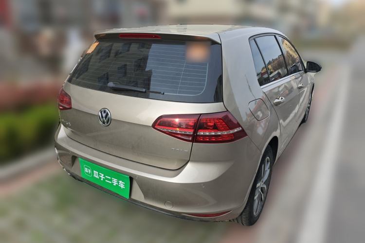 Used Volkswagen Golf 2017 230TSI Automatic Luxury Million-Vehicle Commemorative Edition Exterior 5