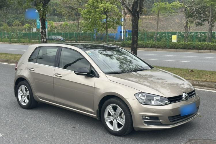 Used Volkswagen Golf 2017 230TSI Automatic Comfort Edition – Celebrating Milestone of One Million Units Exterior 7