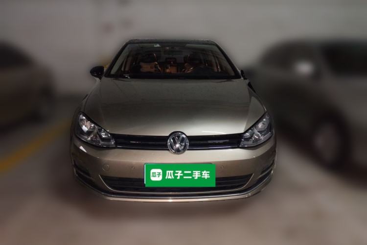 Used Volkswagen Golf 2017 1.6L Automatic Comfort Million-Vehicle Anniversary Edition Front