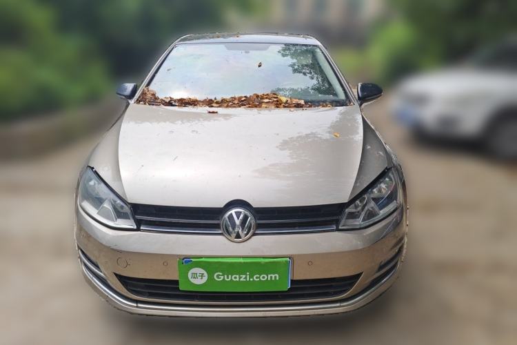 Used Volkswagen Golf 2017 230TSI Automatic Comfort Edition – Celebrating Milestone of One Million Units Front