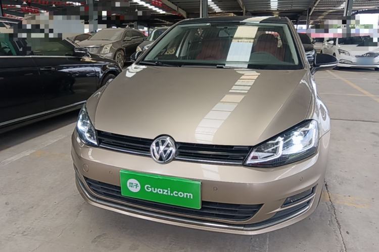 Used Volkswagen Golf 2017 230TSI Automatic Comfort Edition – Celebrating Milestone of One Million Units Front