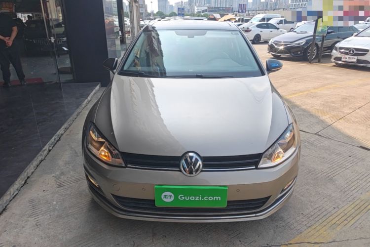 Used Volkswagen Golf 2017 230TSI Automatic Luxury Million-Vehicle Commemorative Edition Front
