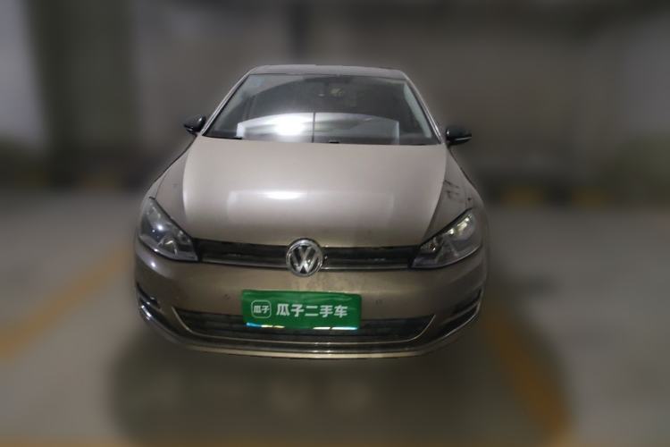 Used Volkswagen Golf 2017 1.6L Automatic Comfort Million-Vehicle Anniversary Edition Front