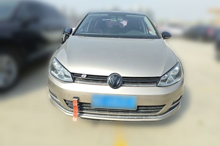 Used Volkswagen Golf 2017 230TSI Automatic Comfort Edition – Celebrating Milestone of One Million Units Front
