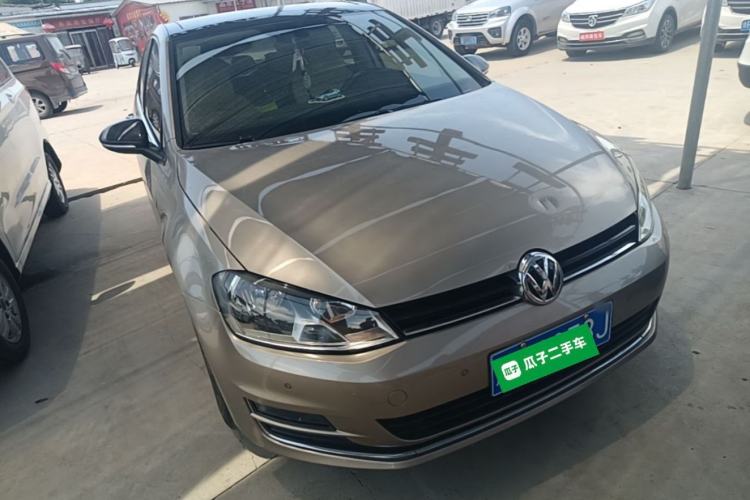 Used Volkswagen Golf 2017 230TSI Automatic Luxury Million-Vehicle Commemorative Edition Front Right 45 Deg