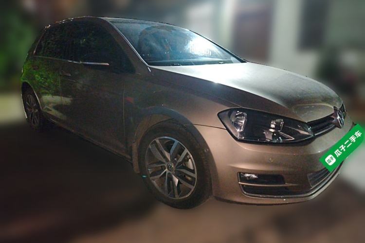 Used Volkswagen Golf 2017 230TSI Automatic Luxury Million-Vehicle Commemorative Edition Front Right 45 Deg