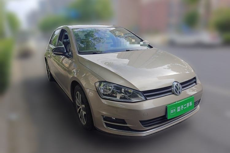 Used Volkswagen Golf 2017 230TSI Automatic Luxury Million-Vehicle Commemorative Edition Front Right 45 Deg
