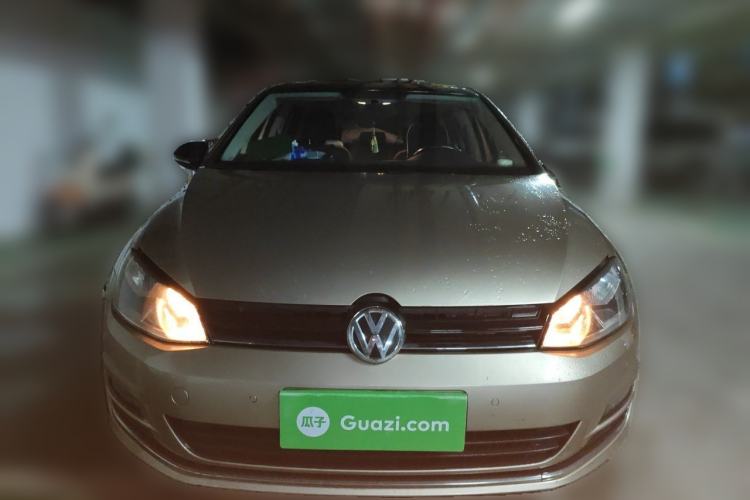 Used Volkswagen Golf 2017 230TSI Automatic Comfort Edition – Celebrating Milestone of One Million Units Front