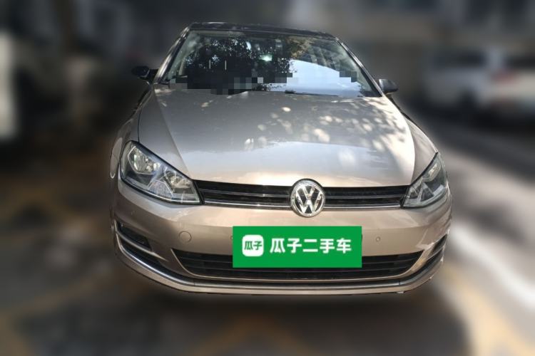 Used Volkswagen Golf 2017 1.6L Automatic Comfort Million-Vehicle Anniversary Edition Front