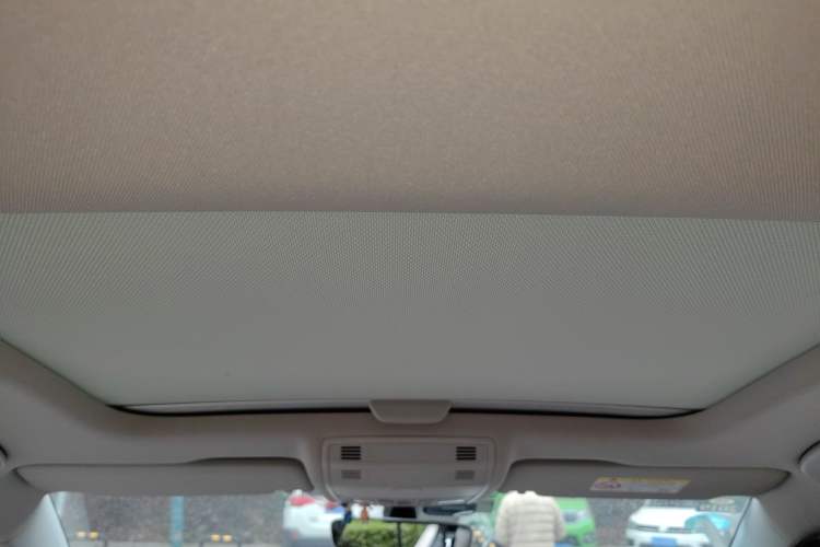 Used Volkswagen Golf 2017 230TSI Automatic Luxury Million-Vehicle Commemorative Edition Headliner