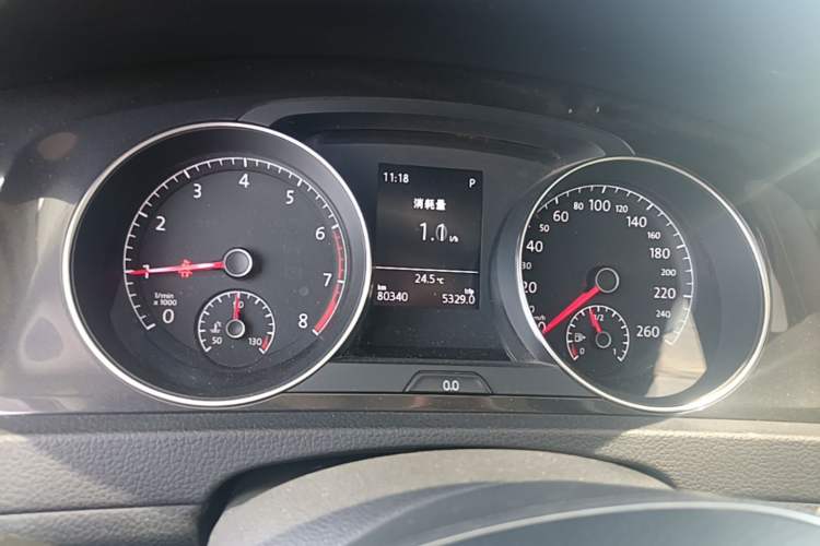 Used Volkswagen Golf 2017 230TSI Automatic Luxury Million-Vehicle Commemorative Edition Instrument Cluster