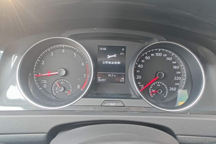 Used Volkswagen Golf 2017 230TSI Automatic Luxury Million-Vehicle Commemorative Edition Instrument Cluster